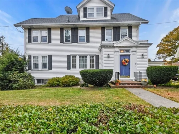 43 Dixwell Ave, Quincy, MA 02169