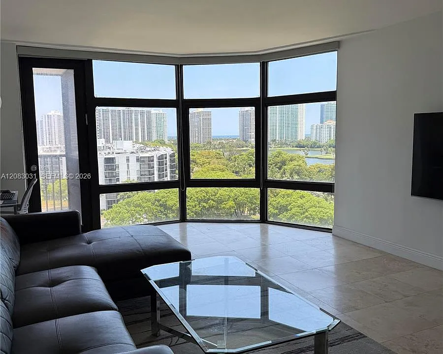 3375 N Country Club Dr #1004