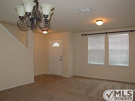 3rd image of 4636 Mountain Oak St