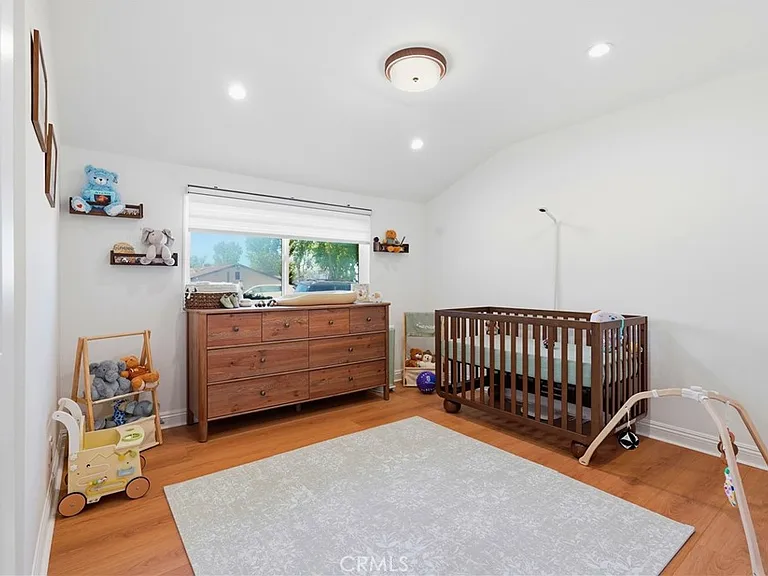 4563 Hempstead St — Photo 18