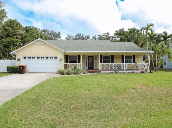 500 39th Court SW, Vero Beach, FL 32968