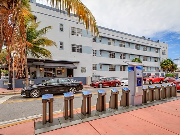 Beach Rentals Miami-2_06112025