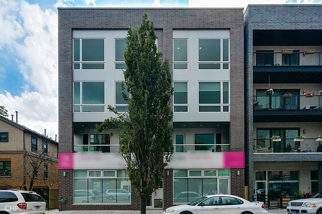 1st image of 3051 W Armitage Ave APT 4E