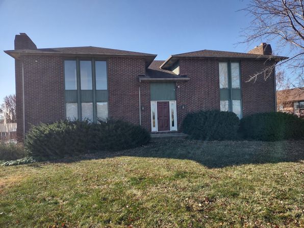 332 Southampton Dr #2