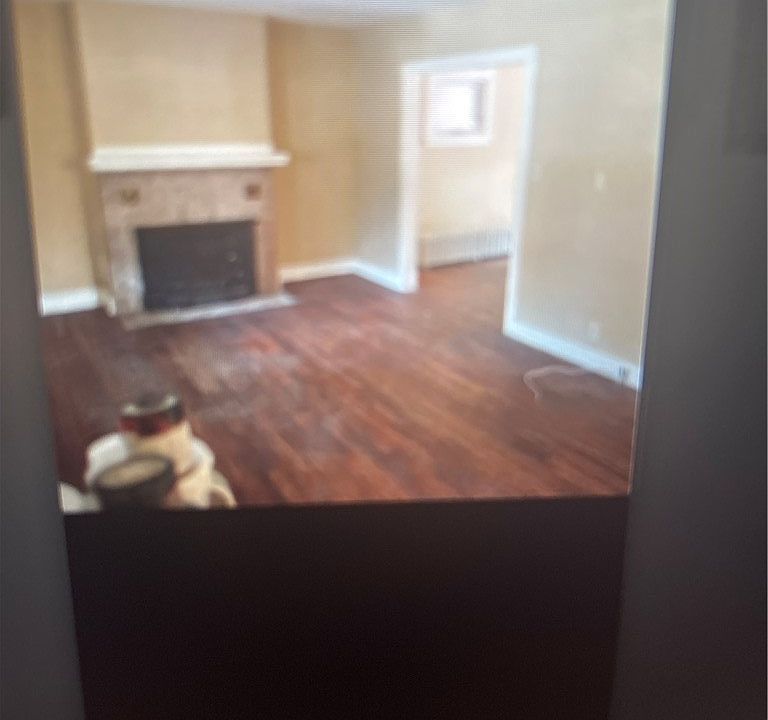 2nd image of 7110 Churchland St