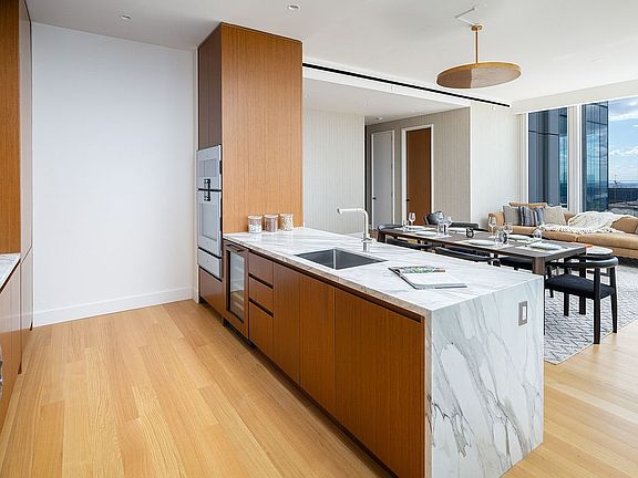 5th image of 15 E 30th St APT 56C