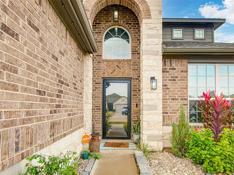 5312 Latigo Ct — Photo 2