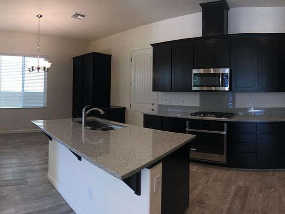 2nd image of 3737 Gulf Of Haifa Ave