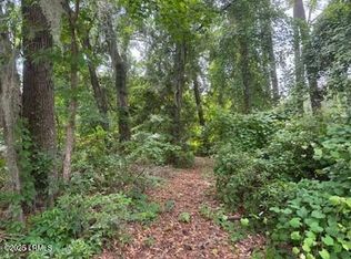 710 N Reeve Rd, Saint Helena Island, SC 29920