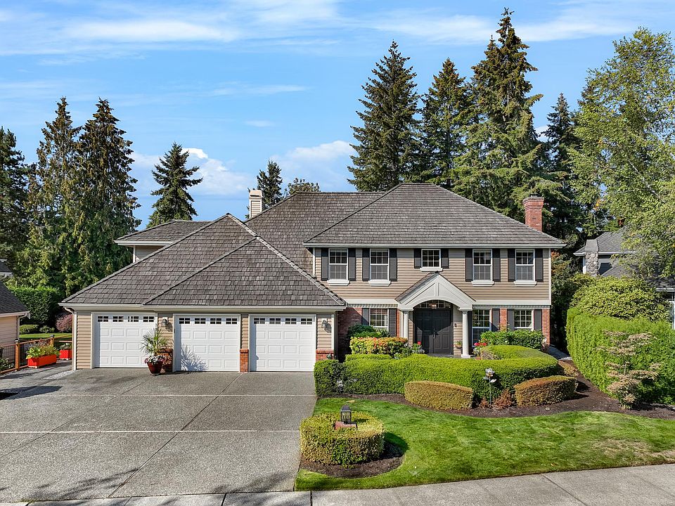 Front of the house, 3 car garage.