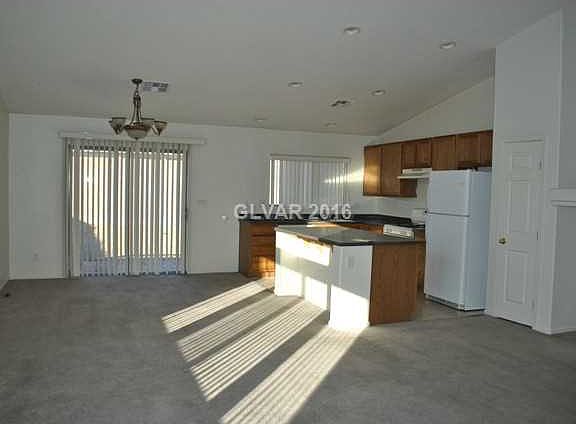 3rd image of 616 Bright Lights Ave