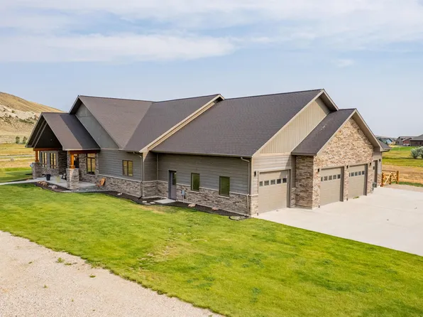 71 Jackie Bee Dr, Cody, WY 82414