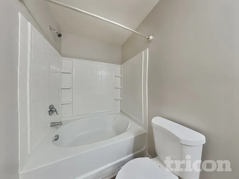 325 Emilies Crossing Way — Photo 8