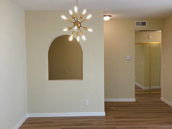 5th image of 15010 Dickens St #103