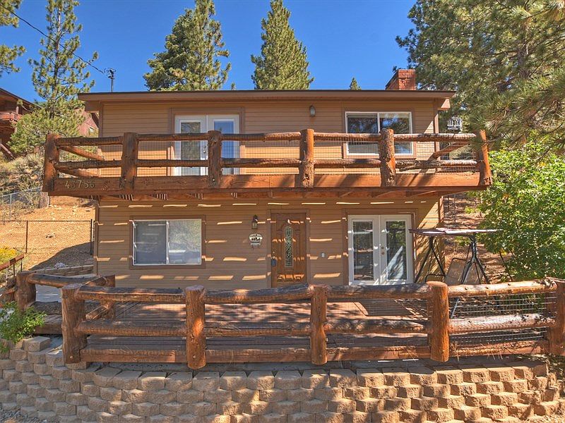 1st image of 43756 Yosemite Dr