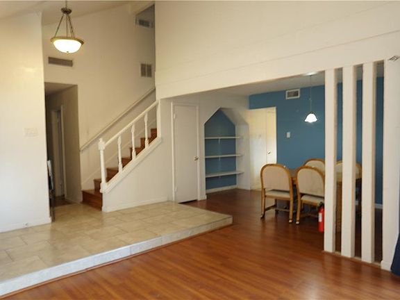 3rd image of 2108 Oak Brook Dr