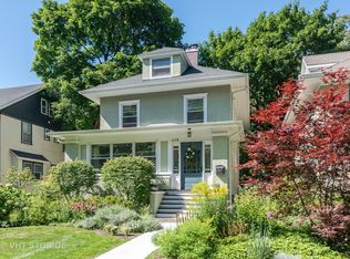 618 Maple Ave, Wilmette, IL 60091