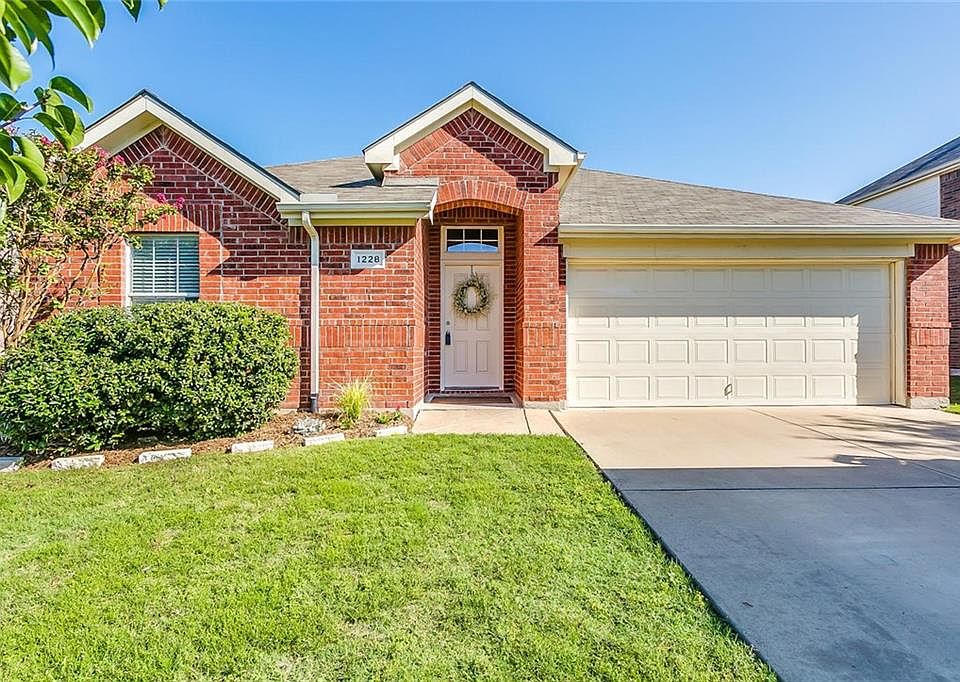 1st image of 1228 Juniper Ln