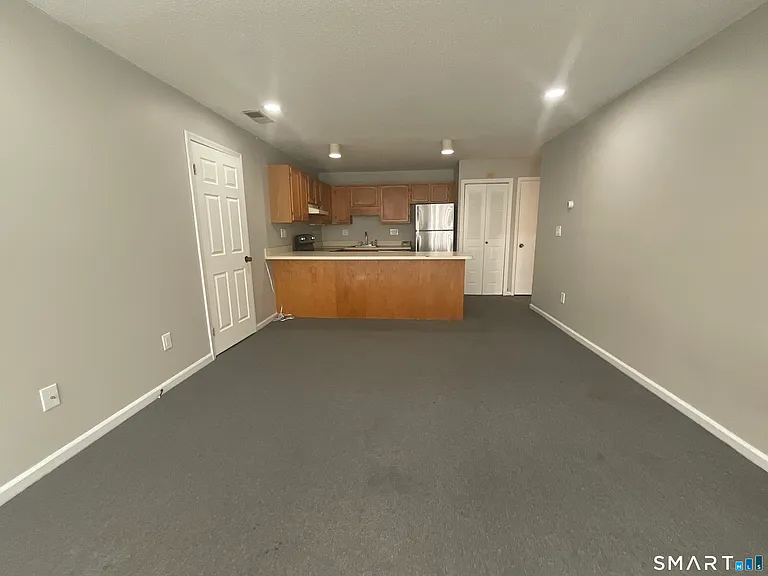 471 Whalley Ave #Q — Photo 11