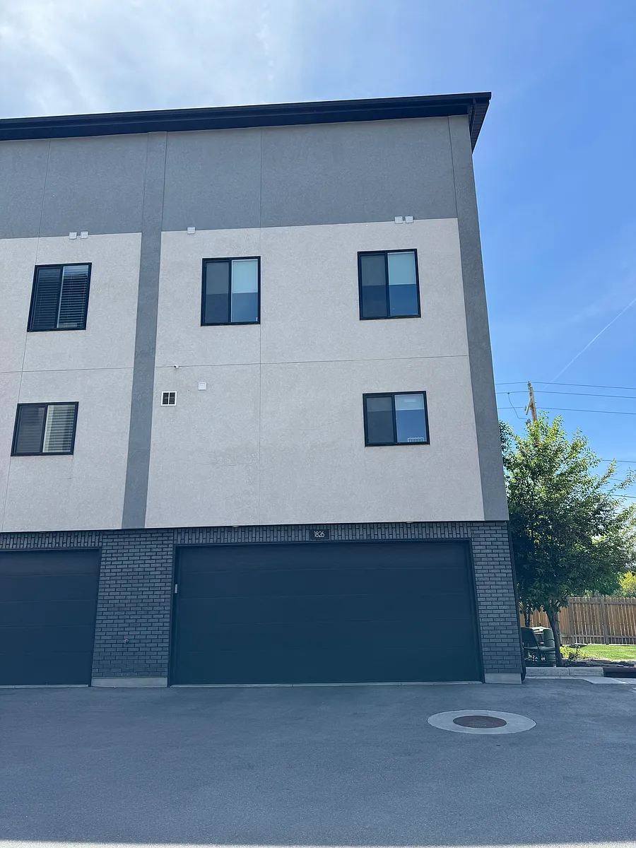 Building Photo - 1826 E Melbourne Ct