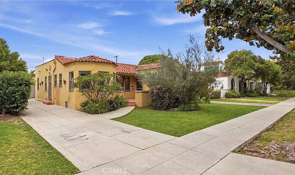 1st image of 3625 Cerritos Ave