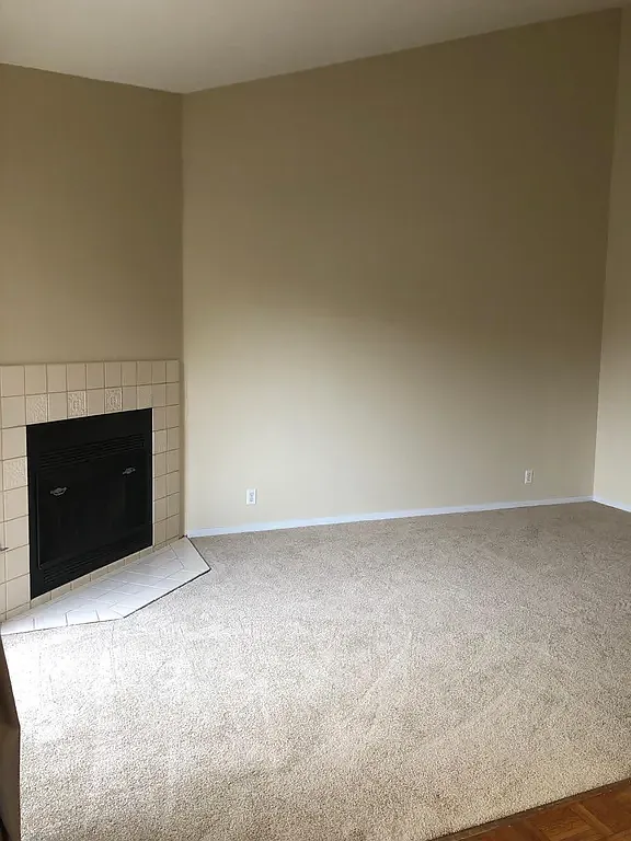Building Photo - 2243 Sun Glory Ln #B