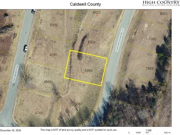 408 SE Huntington Woods Street, Lenoir, NC 28645