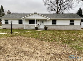 1143 Nela Pkwy, Toledo, OH 43615