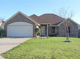 203 W Blackjack Rd, Aubrey, TX 76227