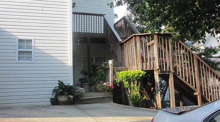 Private Front Porch