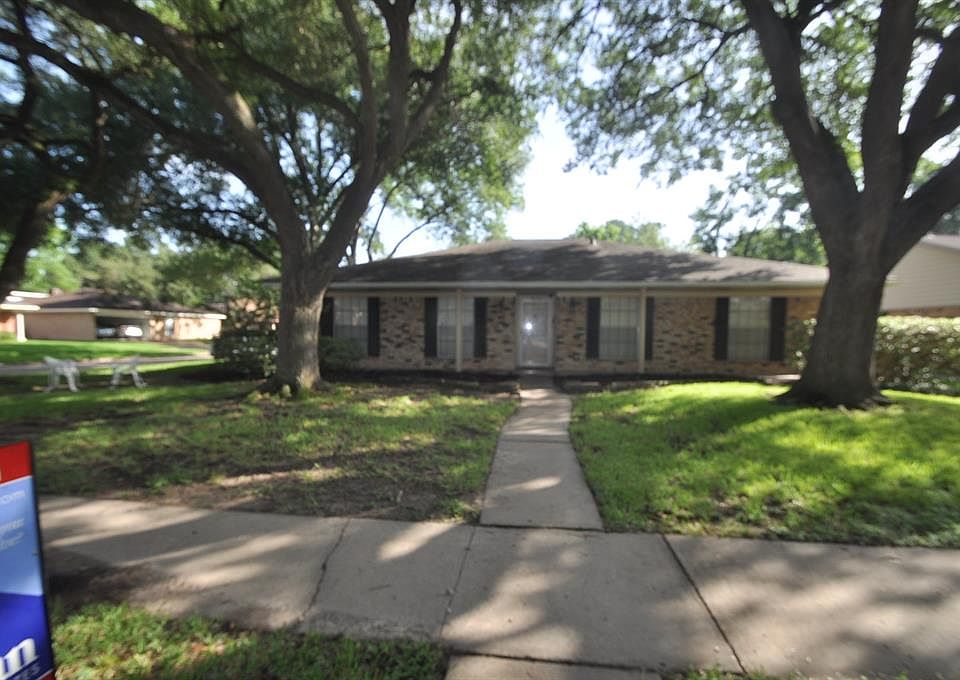 1st image of 5826 Autumn Forest Dr