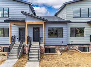 232 S Dewey Ave, Reedsburg, WI 53959