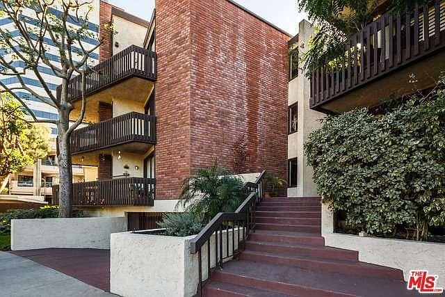2nd image of 12124 Goshen Ave APT 301