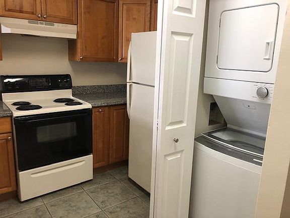 4th image of 15549 Miami Lakeway N APT 106