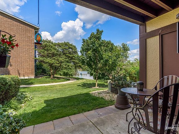 2nd image of 1703 Lakecliffe Dr APT D