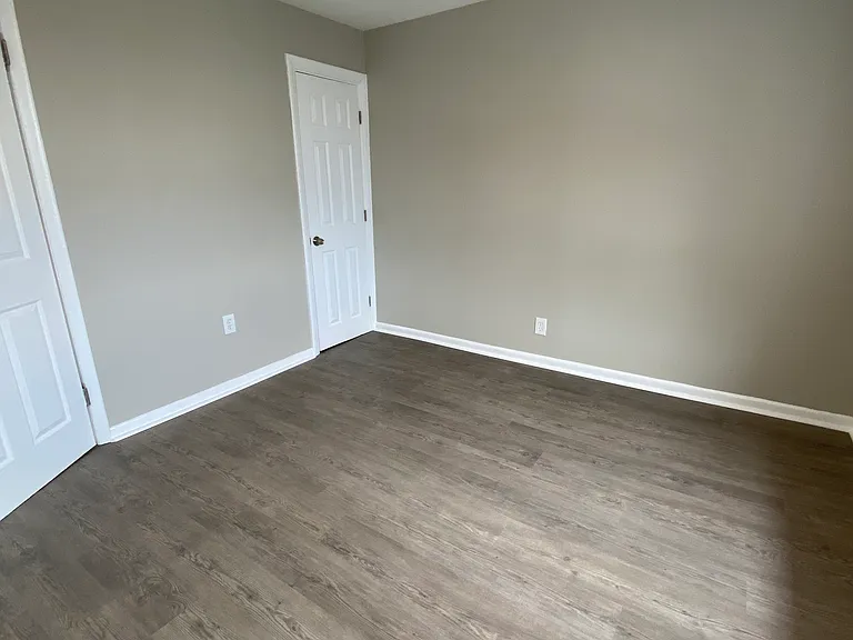 944 Sullivan St #2 — Photo 28