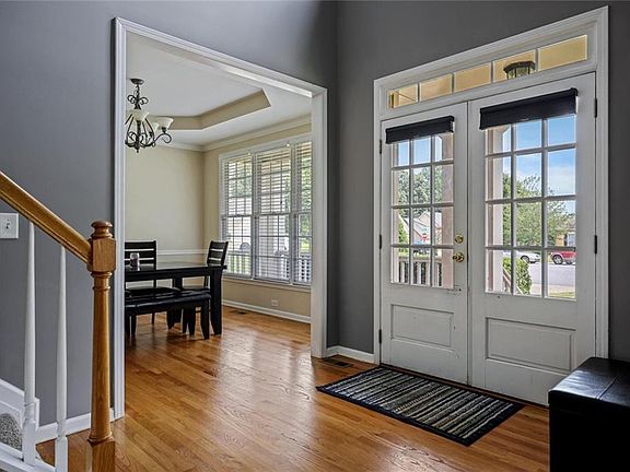 3rd image of 22 Brightwater Ct