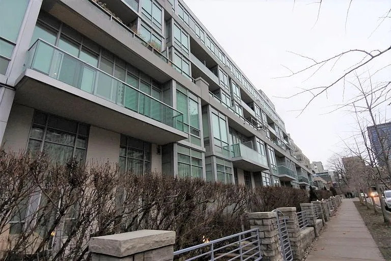 120 Homewood Ave #418 — Photo 2