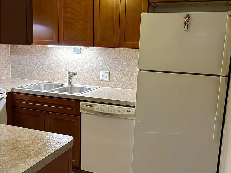 7520 Hornwood Dr #103 — Photo 10