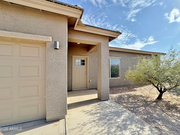 3rd image of 10096 W LAZY ACRES Drive