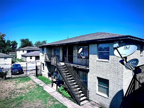 6802 Sayers St Photo 1