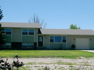 804 Circle Dr, Wheatland, WY 82201