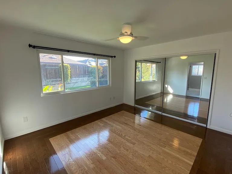 7100 Calene Ct — Photo 17