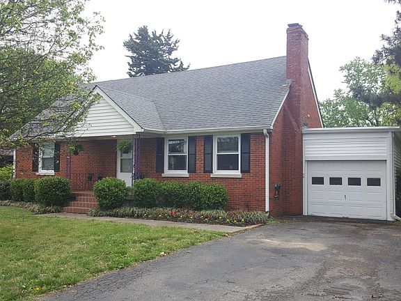 2nd image of 2332 Harrodsburg Rd
