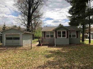 W5311 Loon Lake Cir, Shawano, WI 54166