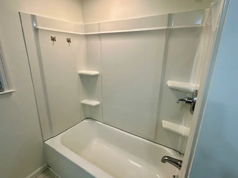 1110 Slann Dr — Photo 23