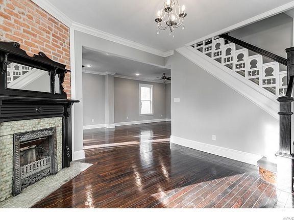 3rd image of 2108 Rose Ave