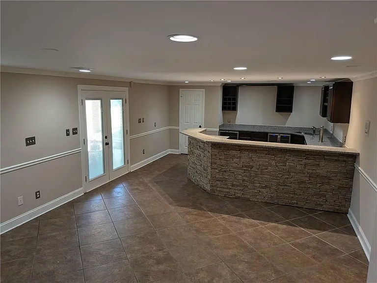 4401 Riverlake Way — Photo 19