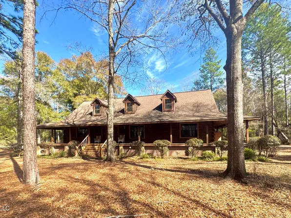 3266 Ward Pineview Rd, Lucedale, MS 39452