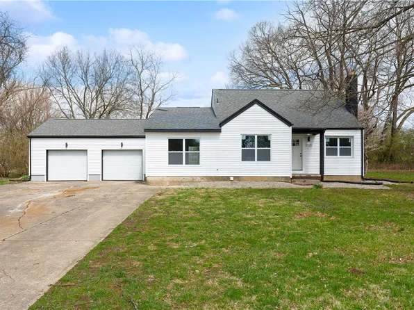 2725 Stonequarry Rd, Dayton, OH 45414